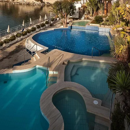 La Resort&spa Hotel *