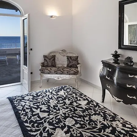 La Resort&spa Hotel
